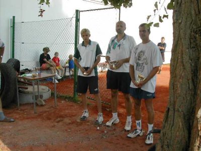 2002 Kornatice
